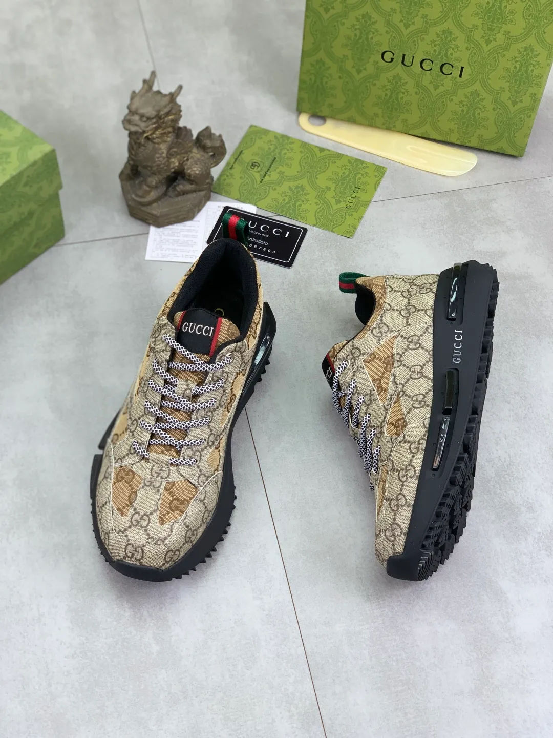 Men's men's shoes 💰P440💰 [New model] (GUCCI) official website's latest 🎁🎁casual and fashionable men's shoes 👟, hot style 💥 style is simple and elegant, exclusive for trendy men. Unique official website's latest brand double G elements Original 👑Gucci decoration, fashionable and generous, the fabric is original frosted calfskin✅Fully imported first-layer pigskin lining, the official website specifies wear-resistant, lightweight original rubber casual outsole, the classic model is taken in real life🎬38-44 3️⃣ colors available